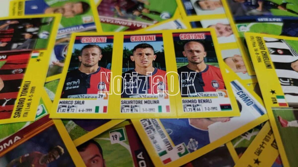 Serie B, Collezione Panini 2021-2022: anche il Crotone e i suoi calciatori nella storica raccolta di figurine - 