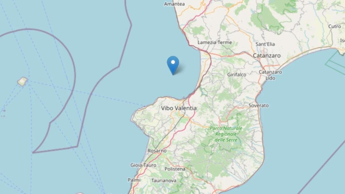 Terremoto  in Calabria: epicentro al largo delle coste occidentali - 