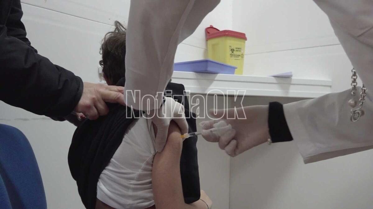 Open Vax Days: continua la somministrazione del vaccino nelle scuole con altre date -