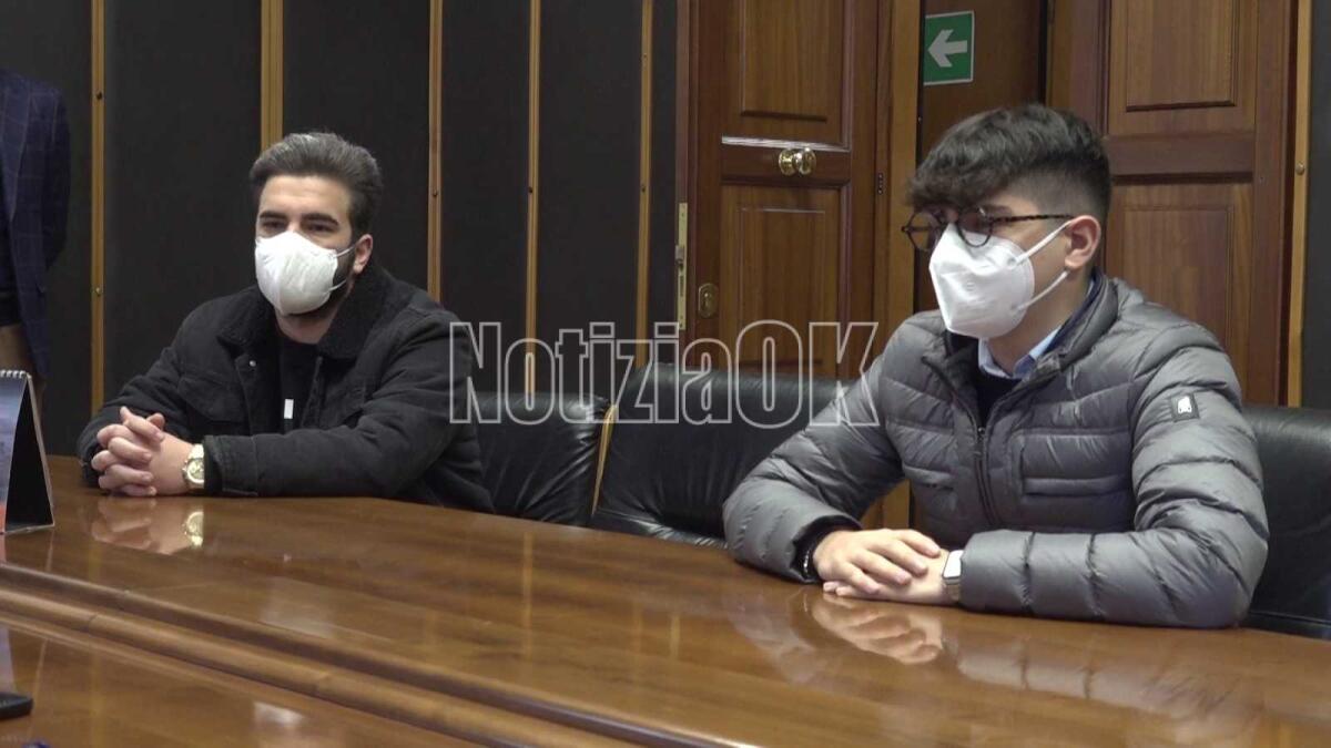Crotone, i rappresentanti degli Istituti Superiori : "Sciopero prolungato fino a mercoledì" - 