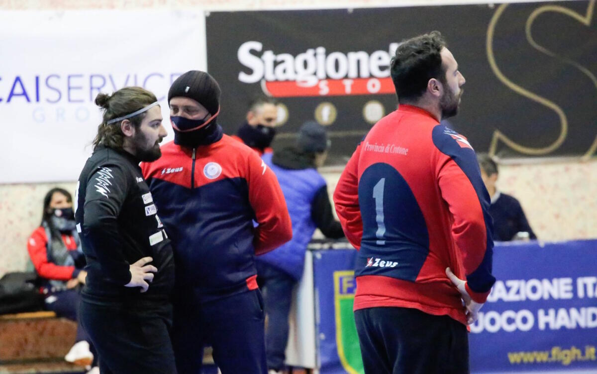 La Pallamano Crotone torna in campo - 