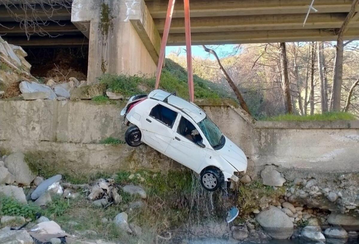 Petilia Policastro, incidente stradale in località Ponte di Ferro: deceduto il conducente - 