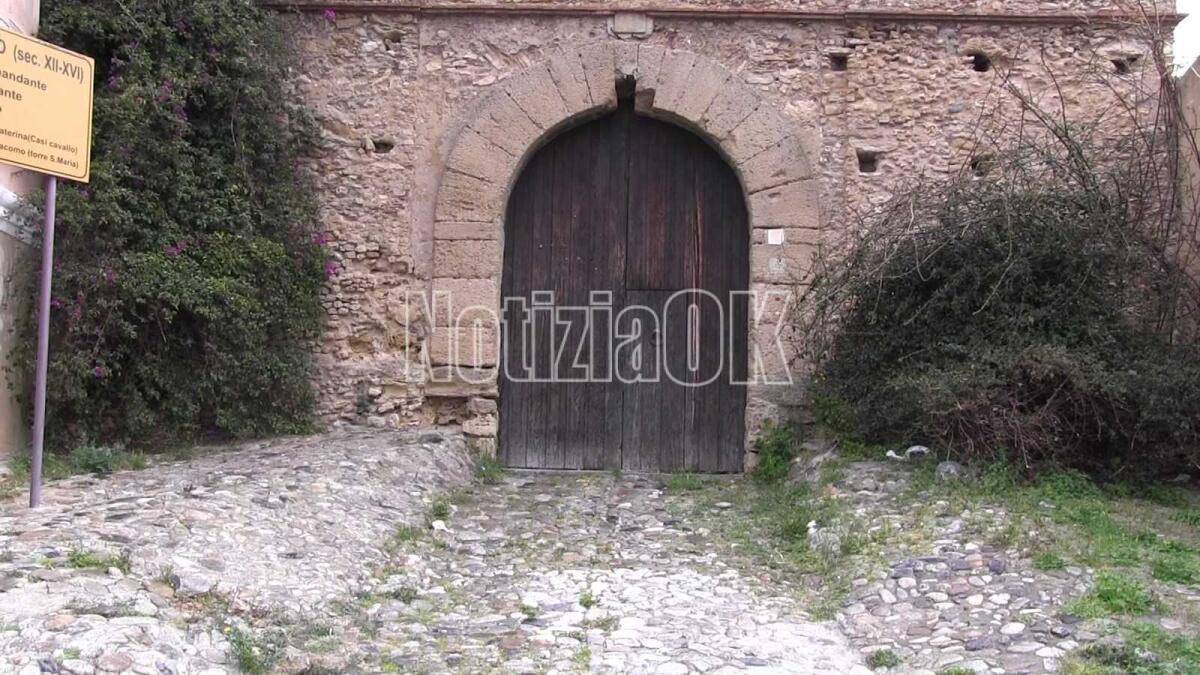 Sentinelle di legalità per riaprire il Castello - 