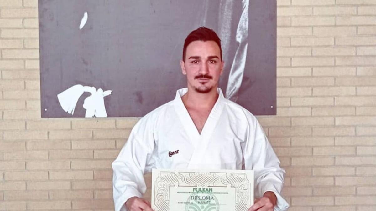 Il karateka Fabio Greco dà lustro alla tradizione pitagorica - 