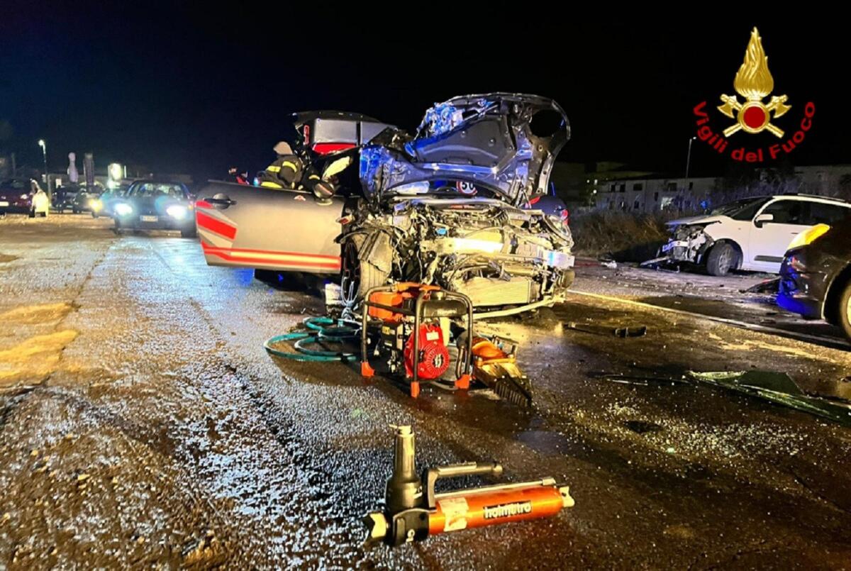 Crotone, incidente sulla SS 106 - 