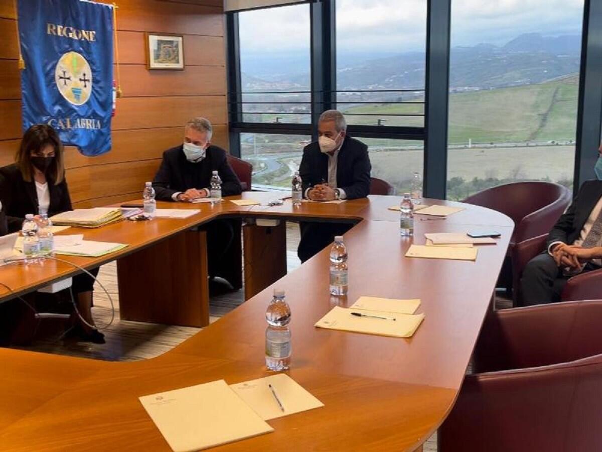 Regione Calabria, via la tassa per alberghi e agenzie di viaggio -