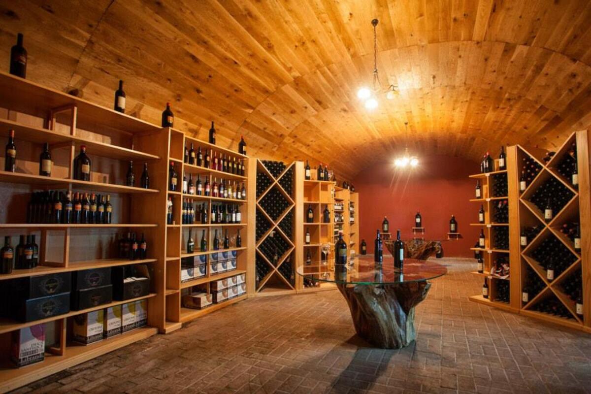 Cirò Marina, il Megonio 2019 di Librandi eletto "Miglior vino d'Italia" - 