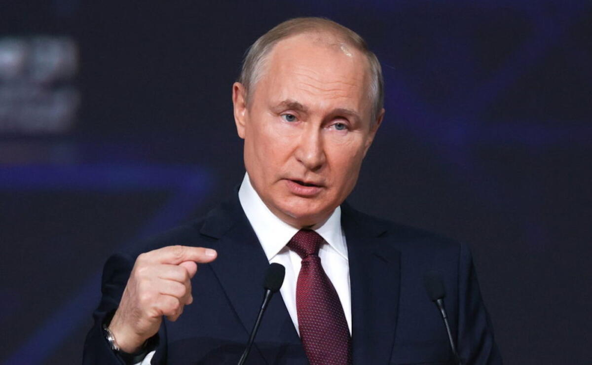 Putin manda truppe in Ucraina: sale ancora la tensione - VLADIMIR PUTIN