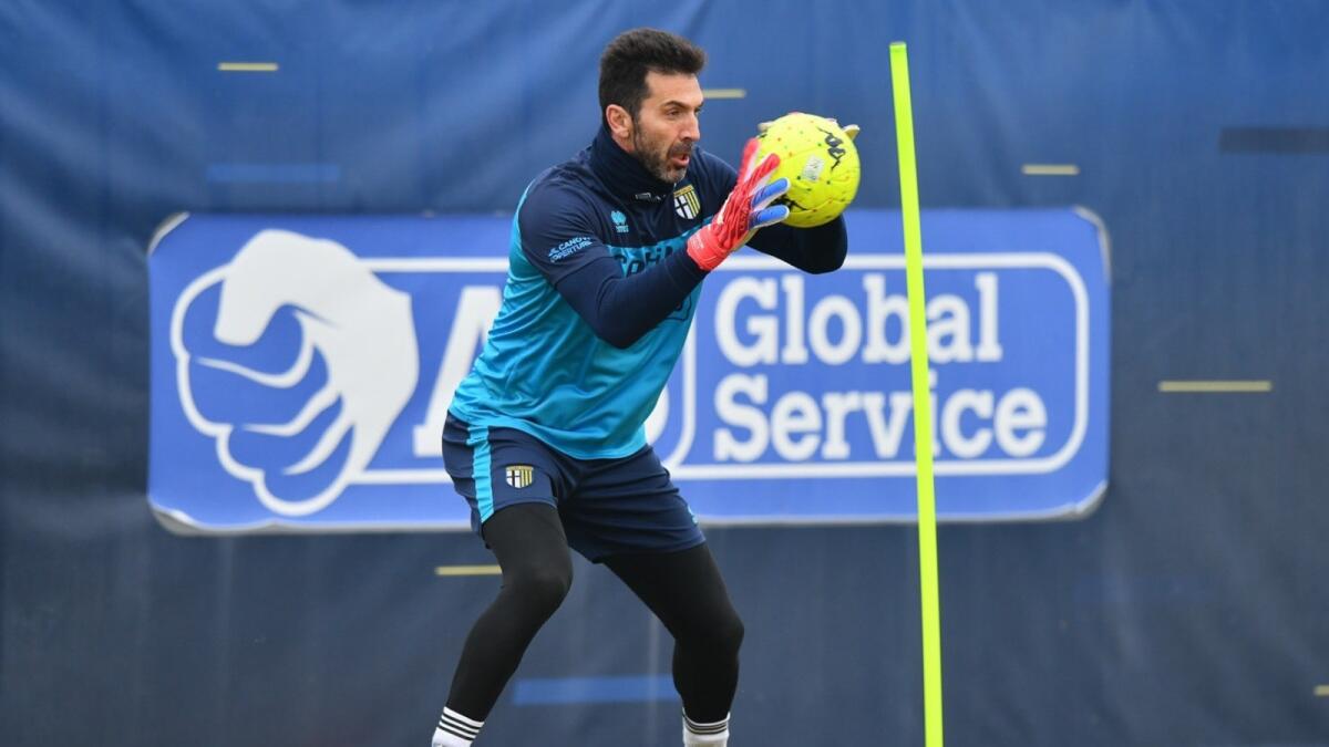 Buffon in porta fino a 46 anni: rinnovato il contratto col Parma - 