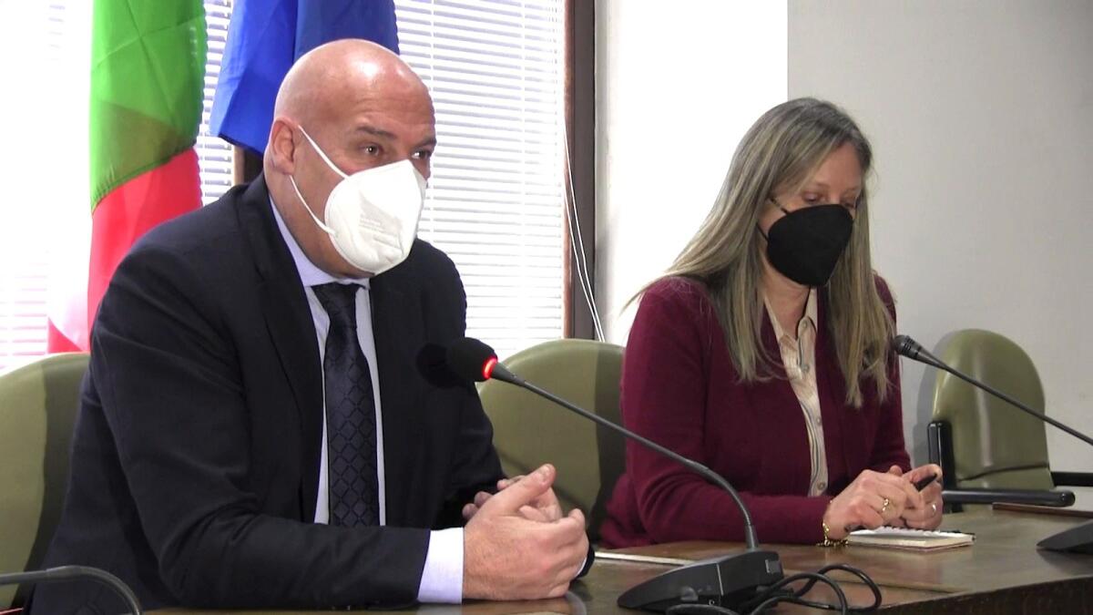 Castello Carlo V, il sindaco risponde ai cittadini del sit in - 