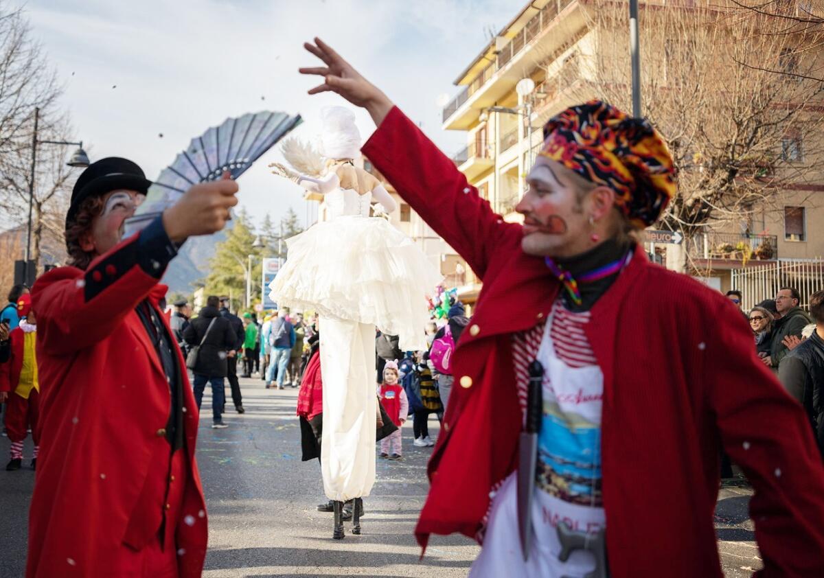 Carnevale di Castrovillari tra i più belli d'Italia: al via la nuova edizione - 