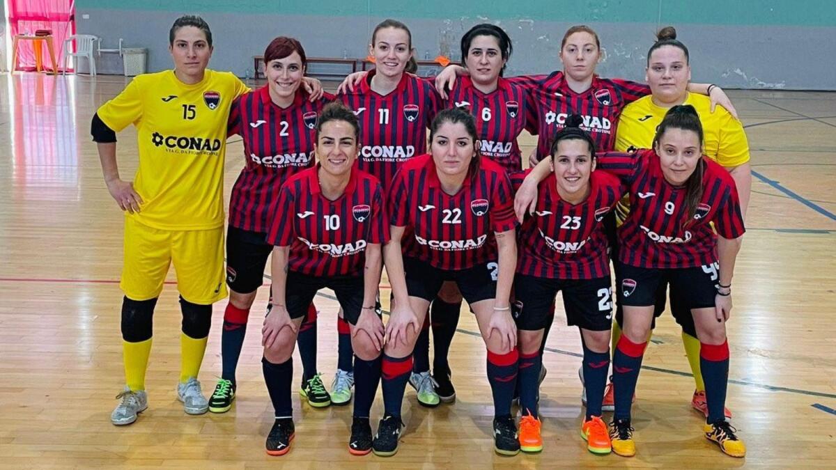 Calcio a 5 Femminile, successo per l'Academy Crotone capolista - 