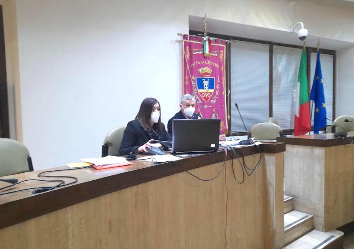 Sanità, proposto un tavolo permanente tra Comune di Crotone, Azienda Sanitaria e Regione - 