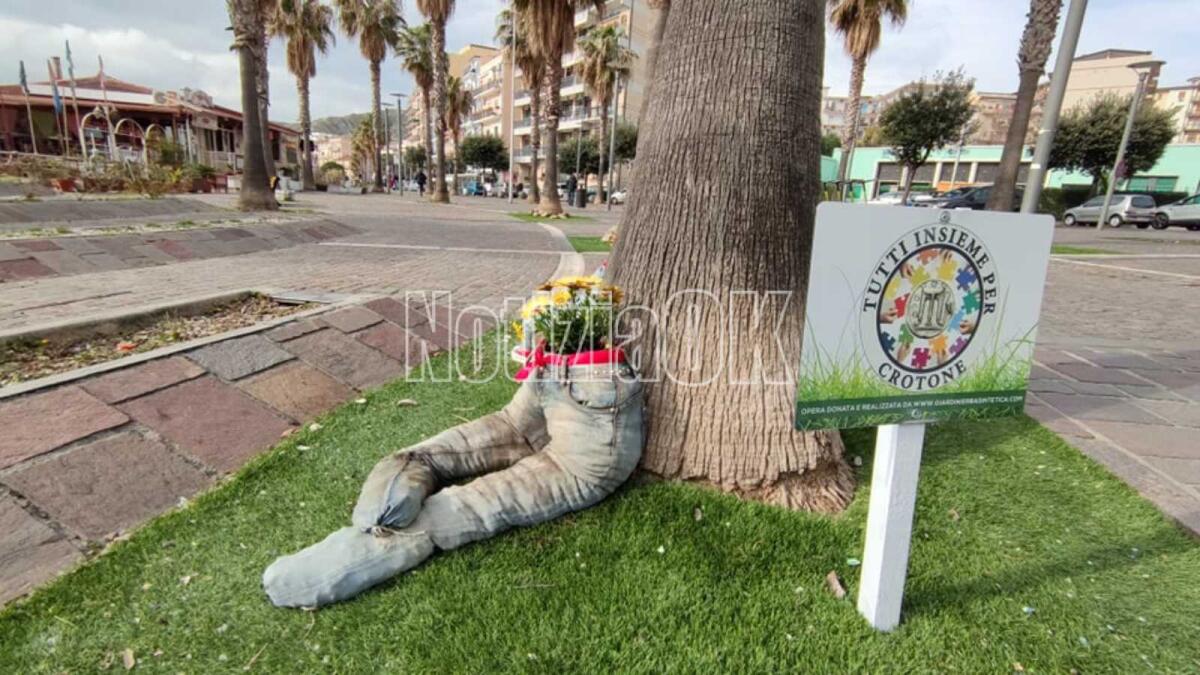 Crotone, nuove decorazioni sul lungomare cittadino con un significato particolare - 