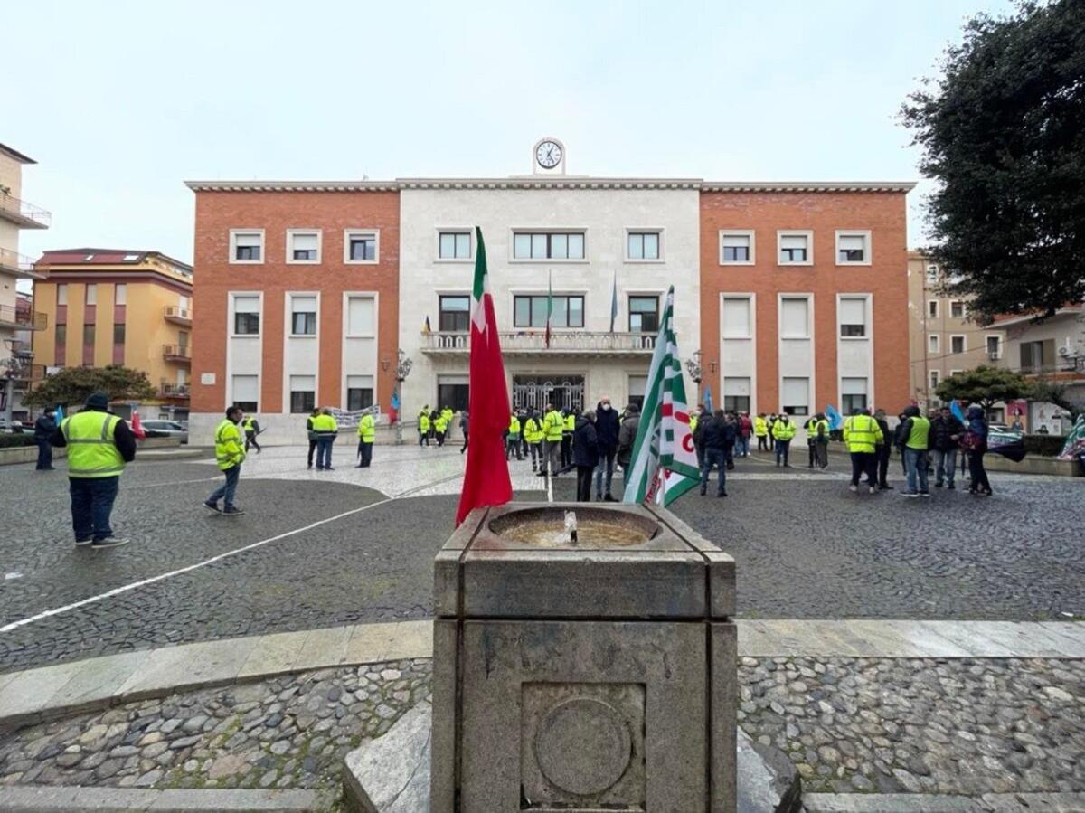 Crotone, i sindacati annunciano il secondo sciopero di Akrea - 