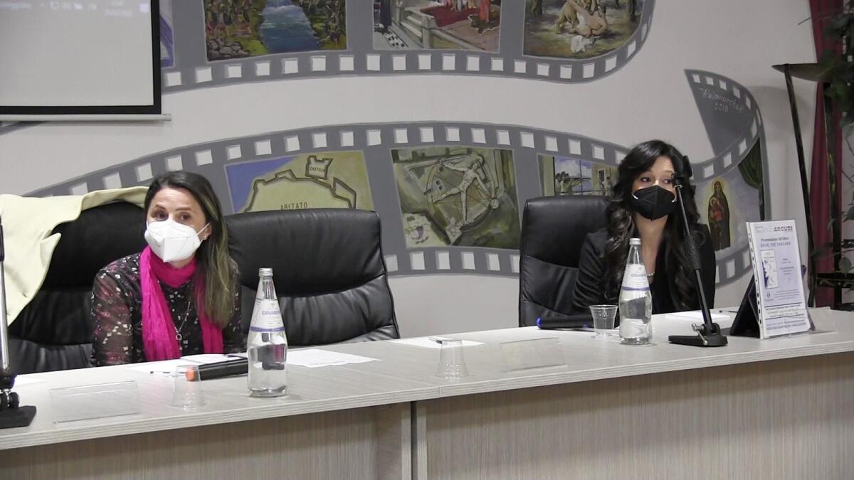 "Occhi che parlano" nonostante la Sla, e la voglia di vivere: la storia della combattente Annarita Rizzo - A sinistra Francesca Caiazzo, a destra Emanuela Covelli