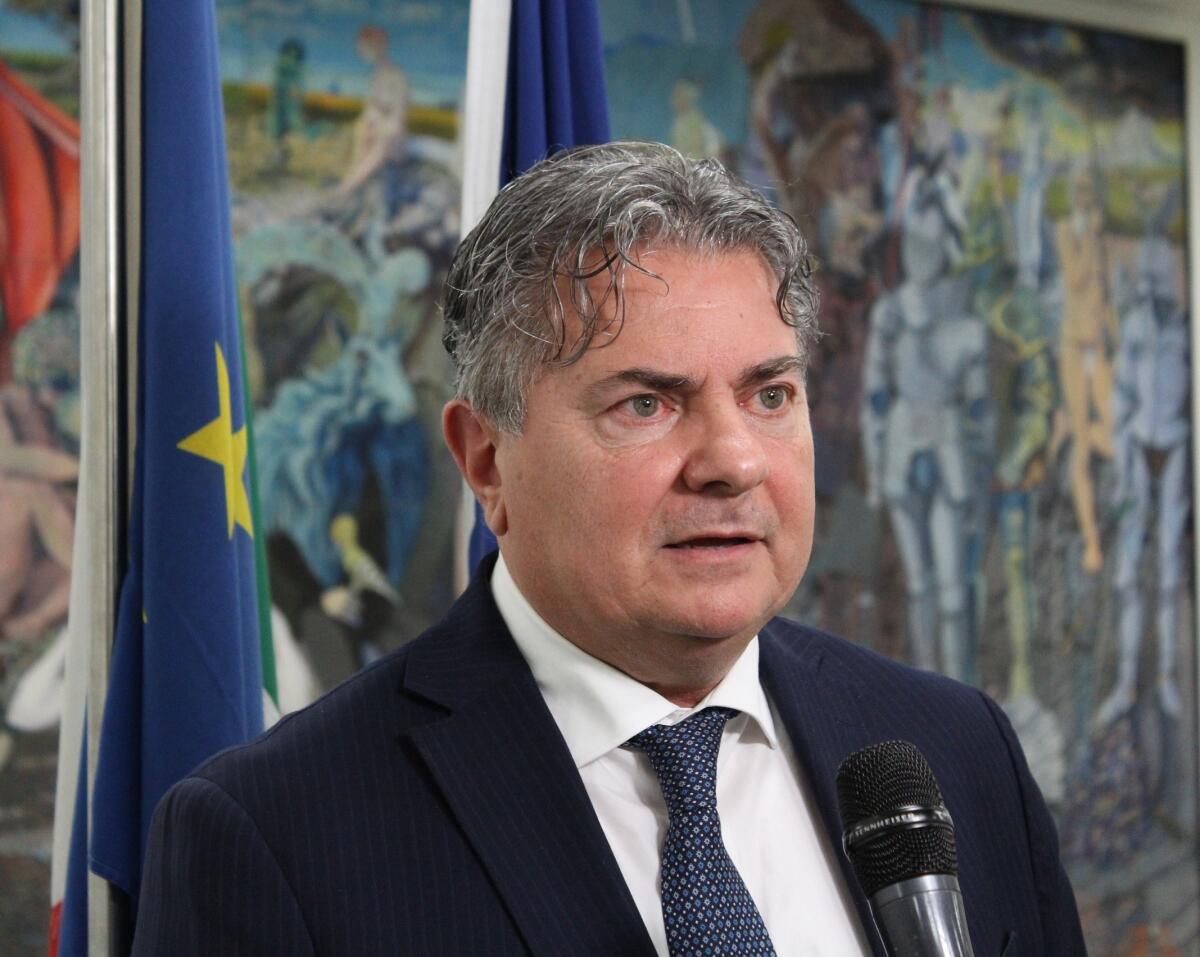 8marzo | Gli auguri del presidente del consiglio regionale Mancuso alle donne calabresi e ucraine - 