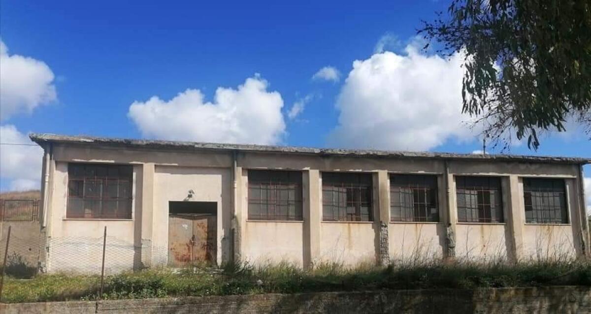 Strongoli, interventi di riqualificazione della Palestra di via Vigna del Principe - 