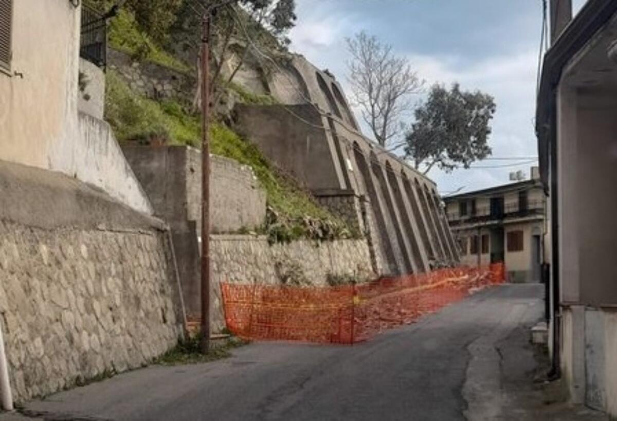 Cirò, avviati i lavori di consolidamento del versante Punta Vecchia - 