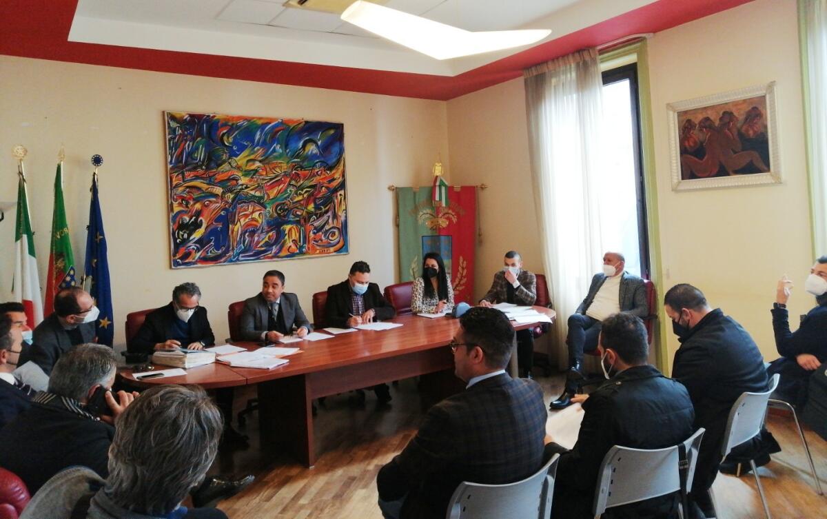 Approvato all'unanimità dal Consiglio Provinciale il bilancio di previsione. Al via il Distretto turismo - 