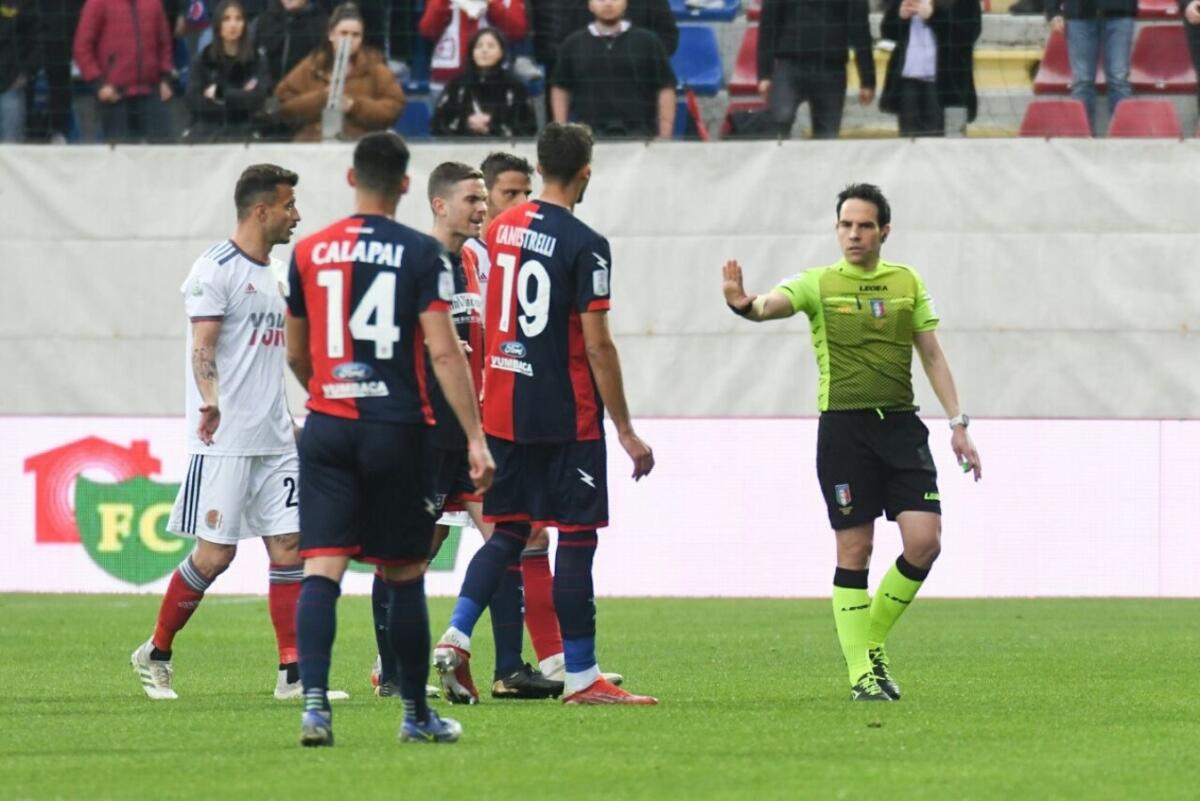 Serie B, Crotone-Alessandria 0-0: il rigore sbagliato di Maric specchio della prestazione deludente dei rossoblu - 