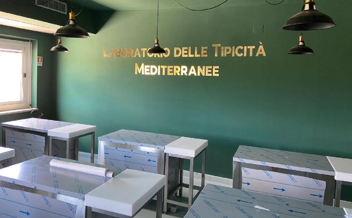 La Camera di commercio di Crotone mette a disposizione i Laboratori delle Tipicità Mediterranee - 