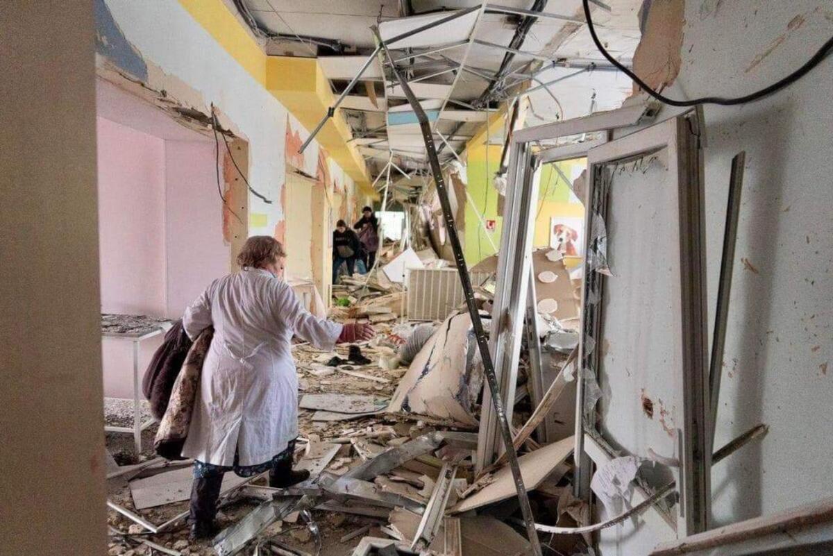 Guerra in Ucraina: Ospedale di Mariupol, missili distruggono il reparto di maternità e pediatria - 