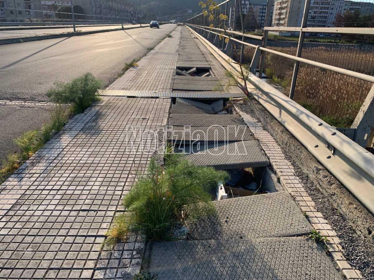 Crotone, lungo viale Gandhi il pericolo è sempre dietro l'angolo - 