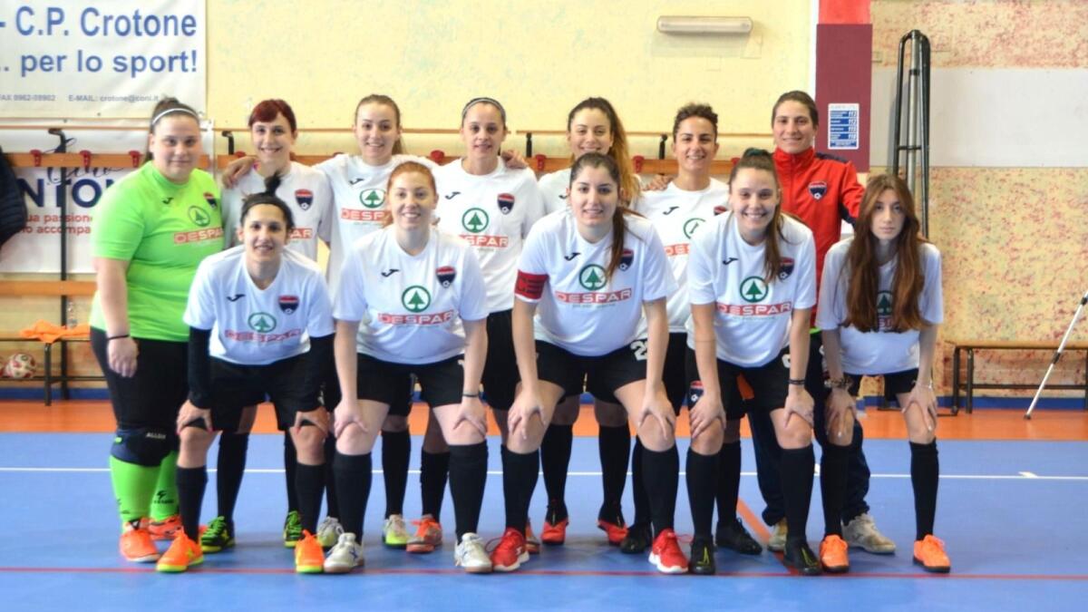Calcio a 5 Femminile - Vittoria con dedica alla festa del Papà per l'Academy Crotone - 