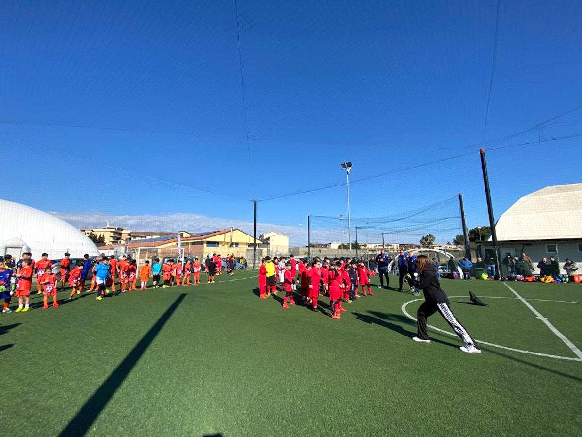 Ai campetti Dinamica duecento bambini "giocano allo sport per cambiare il mondo" - 