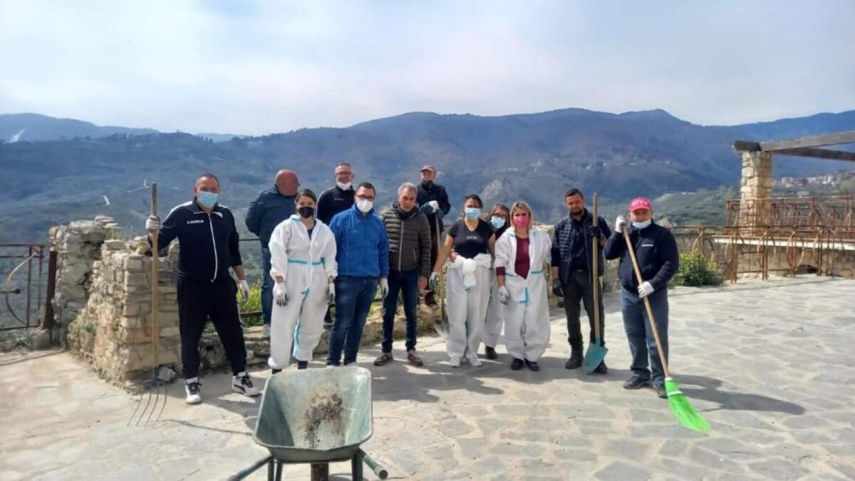 Petilia Policastro, Giornata ecologica: ripulito il Centro Storico - 
