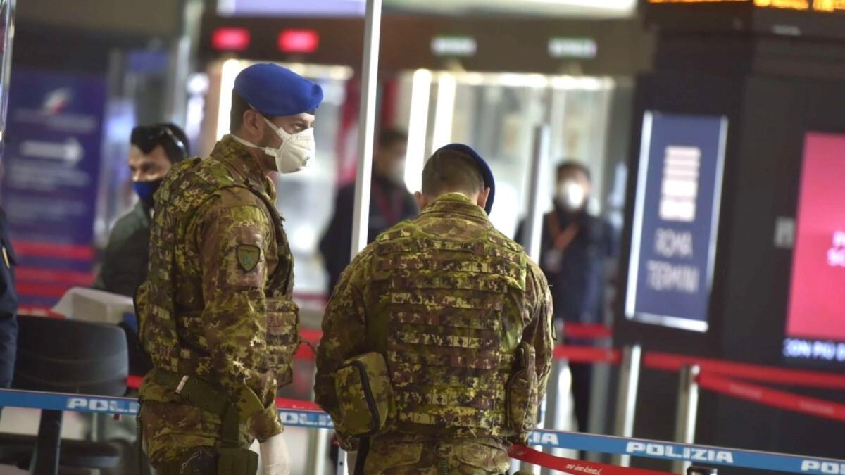Obbligo vaccinale e militari sospesi, il Tar si rimette alla Corte Costituzionale - 