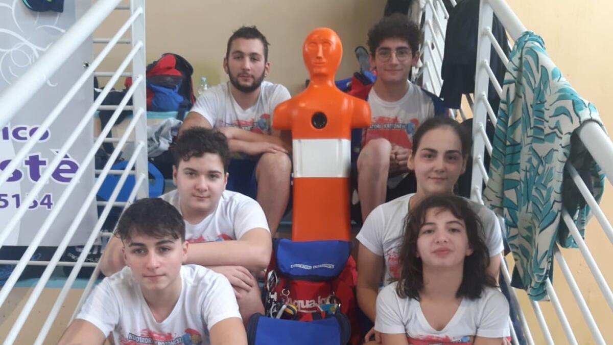I NuotatoriKrotonesi alle Finali regionali di nuoto di salvamento - 