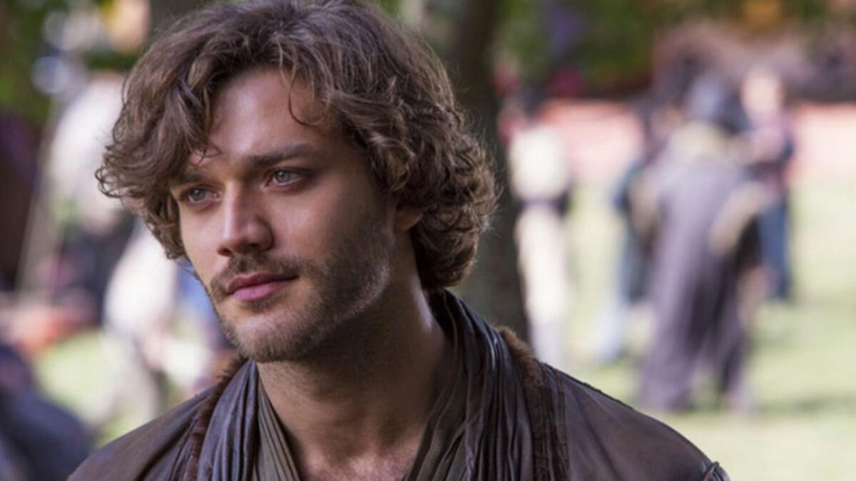 L'attore Lorenzo Richelmy pronto a stupire Crotone con "La follia di Shakespeare" - 