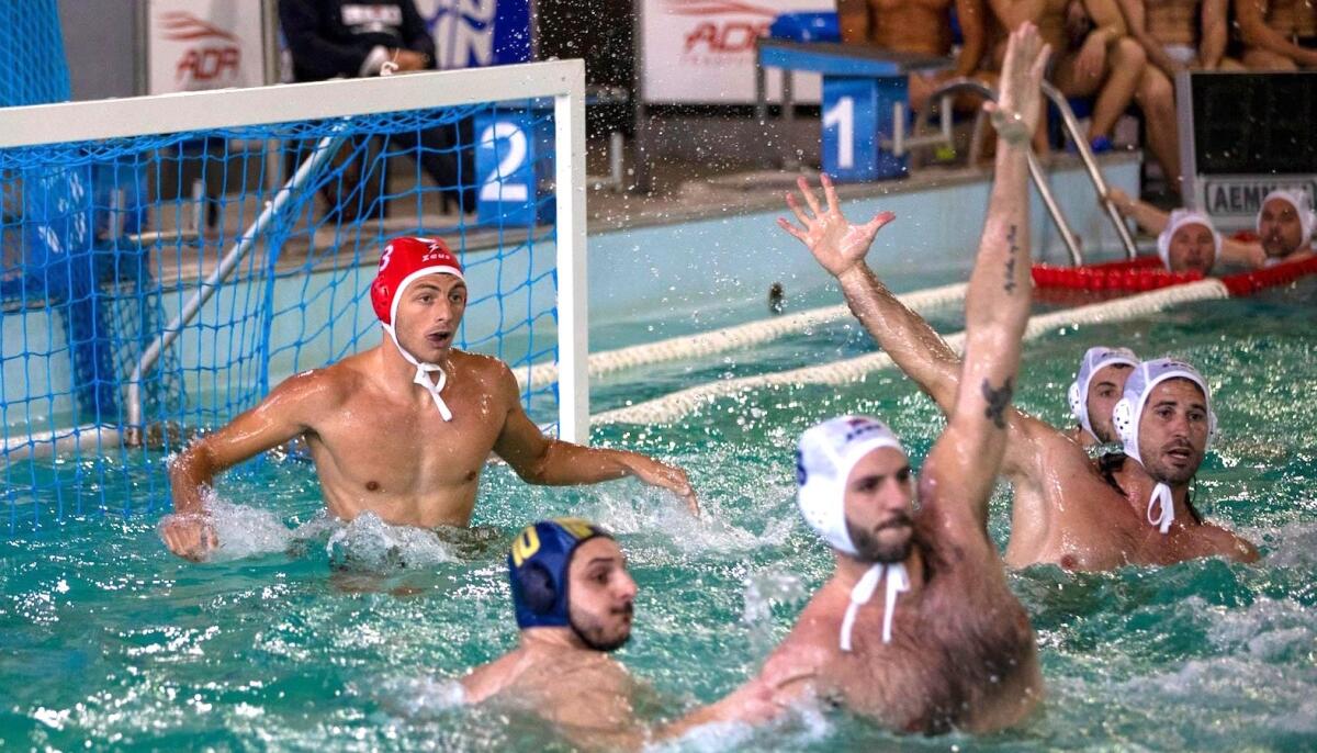 La Rari Nantes Crotone in cerca del riscatto: adesso le partite che ci daranno le risposte - Il portiere della Rari Nantes Crotone Dodò Ruggiero