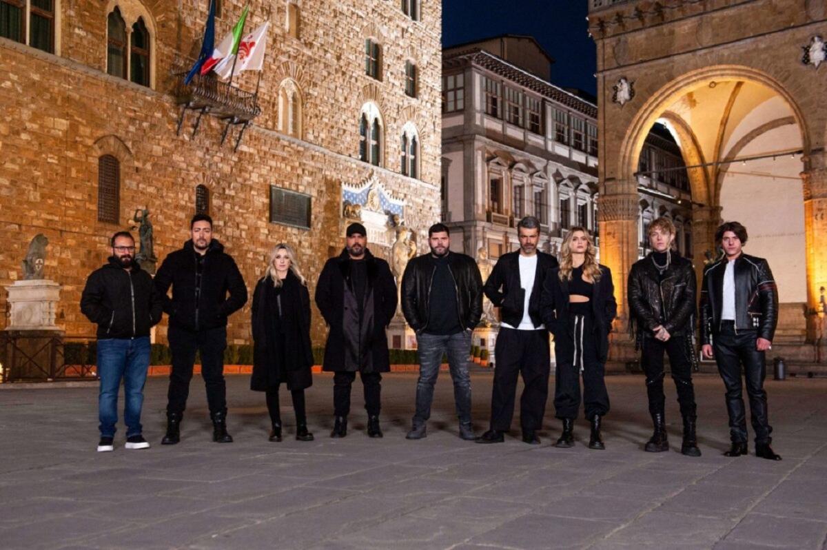 Irama, Luca Argentero e i protagonisti di Gomorra: ecco il cast di ‘Celebrity Hunted 3’ - 