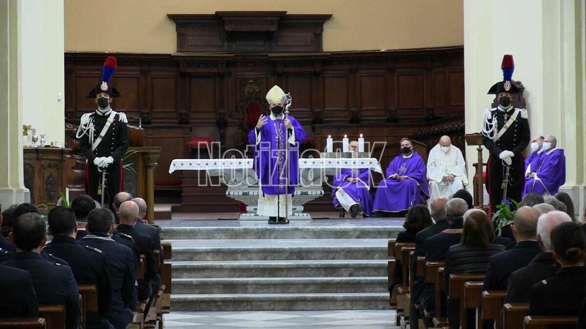 Negli auguri pasquali l'Arcivescovo di Crotone alle Forze dell'Ordine: "Siate persone libere e liberanti al servizio della gente" - 