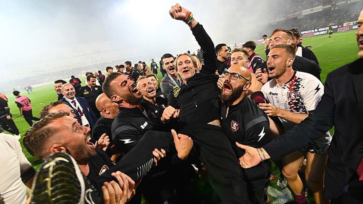 Un altro miracolo compiuto da Nicola, ora a piedi dal Papa dopo aver salvato la Salernitana - 