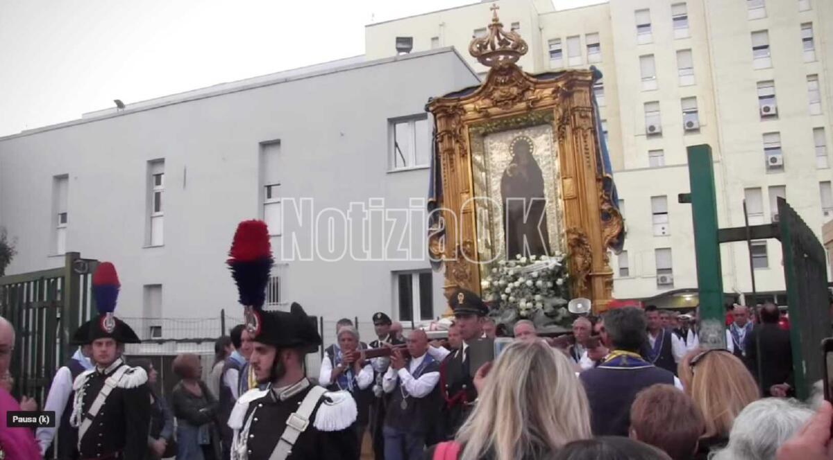 Crotone, domani il Quadro grande in processione verso l'ospedale - 