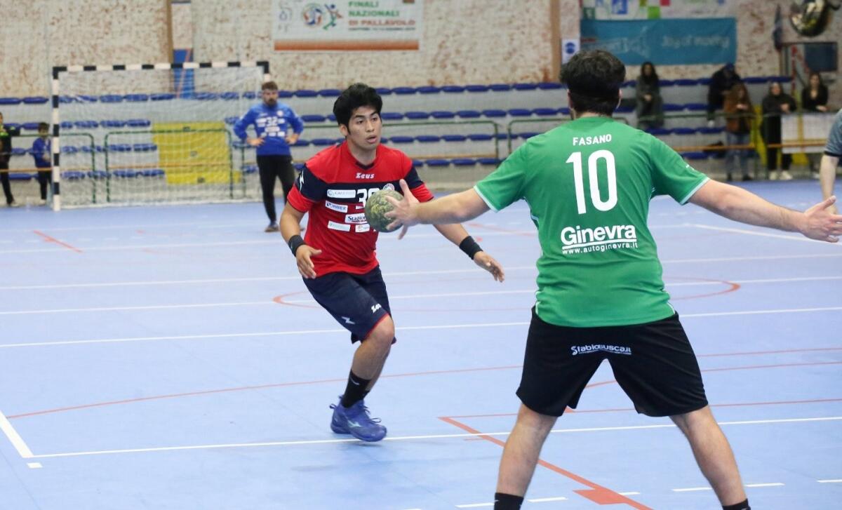 Serie B, la Pallamano Crotone conclude il campionato: è terzo posto - 