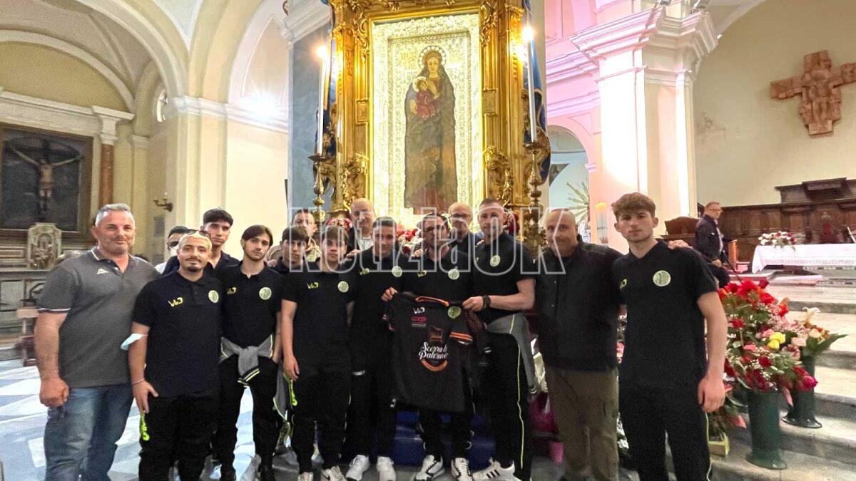 Il Real Fondo Gesù ai piedi della Madonna di Capo Colonna - 