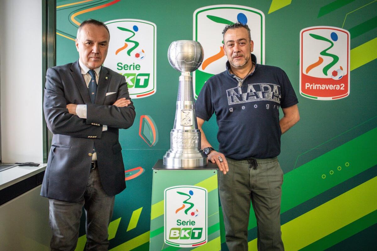 Serie B 2021-2022: presentata la Coppa Nexus, trofeo per la squadra vincitrice - 