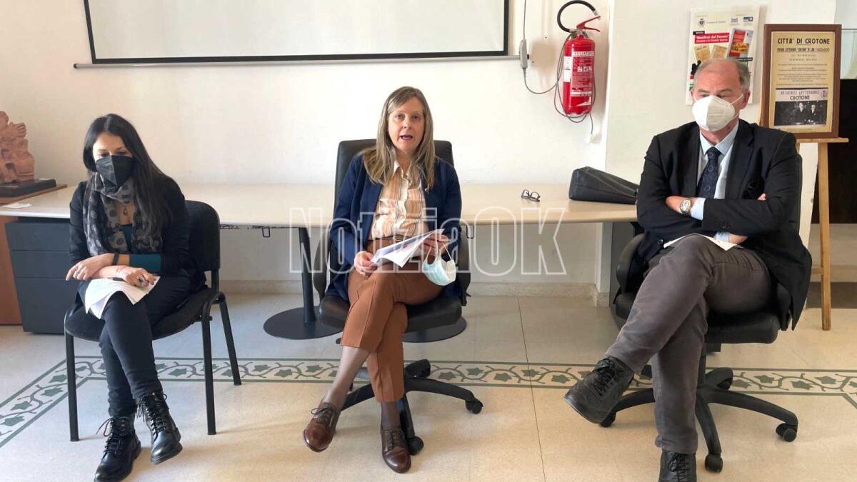 Crotone, entra nel vivo il "Maggio dei Libri" con gli appuntamenti per tutte le fasce d'età - 