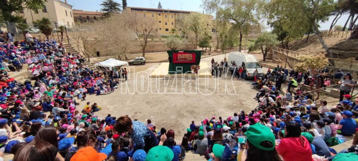 Isola di Capo Rizzuto, riaprono i cancelli della Villa Comunale: un polmone verde restituito ai cittadini - 