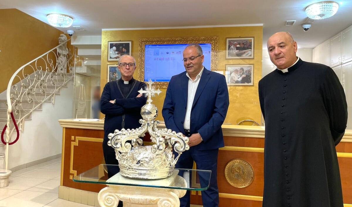La Corona del Quadricello della Madonna di Capo Colonna brilla di nuova luce - 