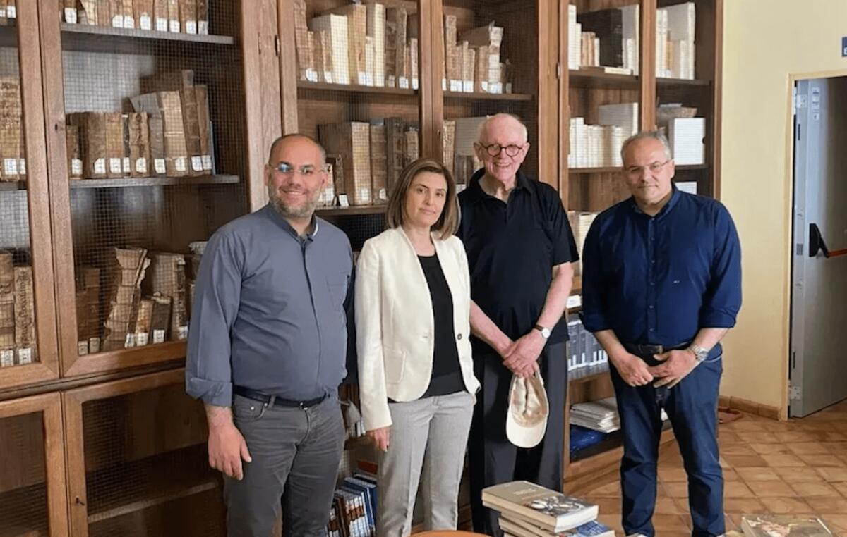 Santa Severina, al Museo Diocesano visita dello storico dell’arte Mons. Timothy Verdon - 