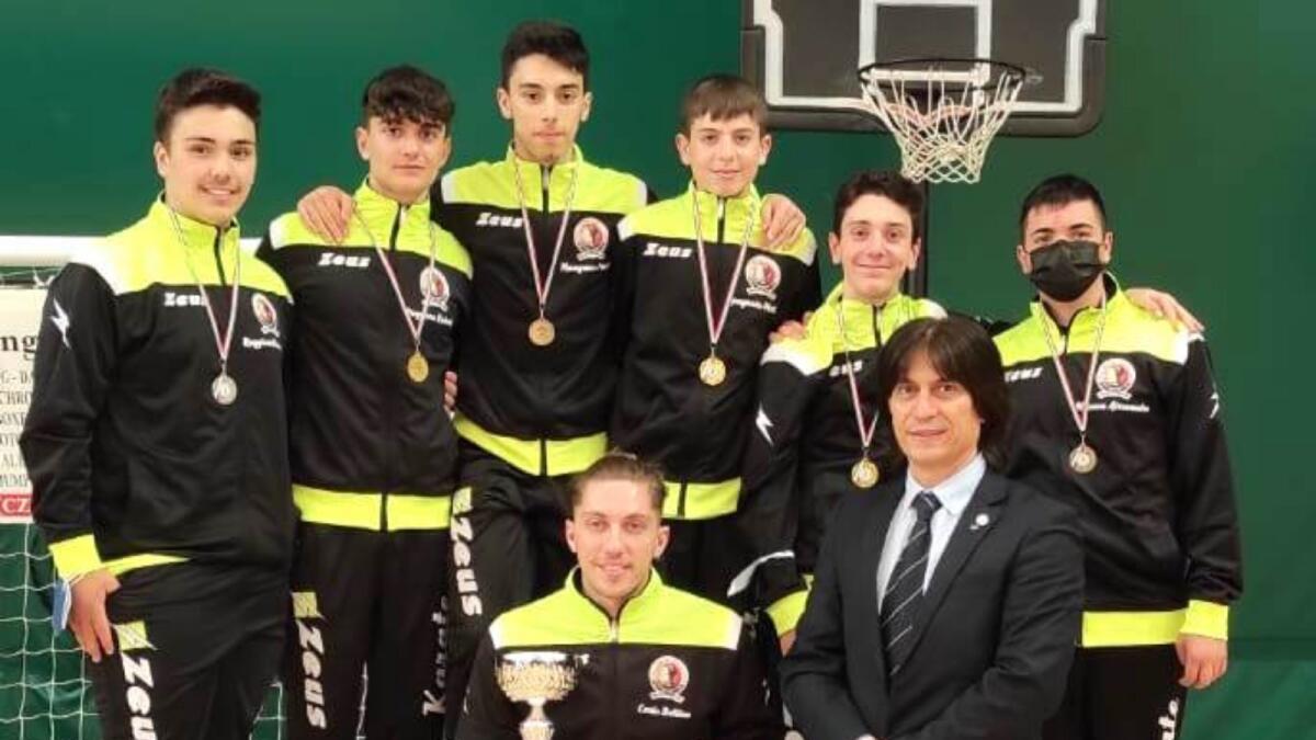 Brilla l'Asd Martial Kroton Ryu alle qualificazioni regionali del campionato italiano juniores di Kumite - 