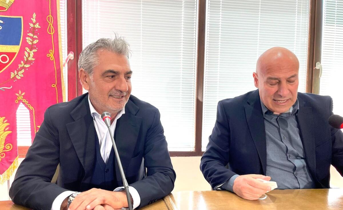 La solidarietà del sindaco ai giocatori del Crotone Calcio per l’aggressione subita: «Inciviltà di pochi» - 