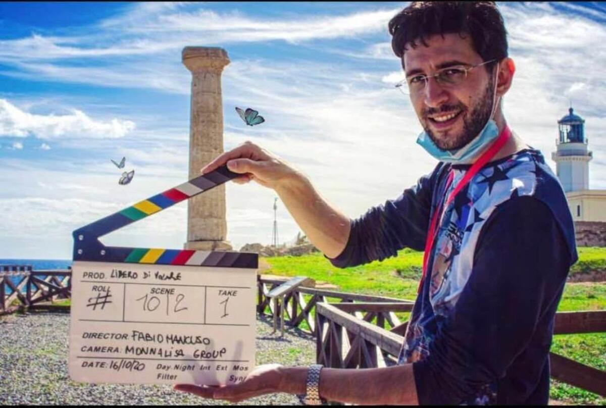 Il regista Fabio Mancuso a lavoro per un videoclip musicale - 