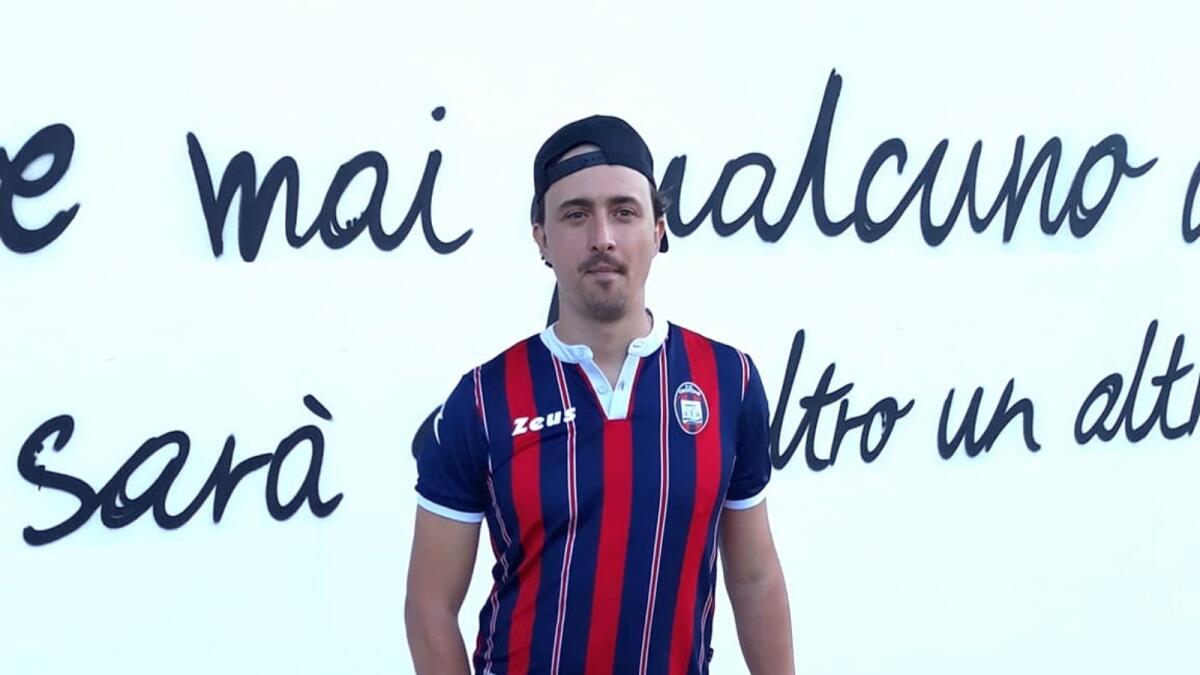 Crotone: con Jorit il cielo è sempre più blu - 